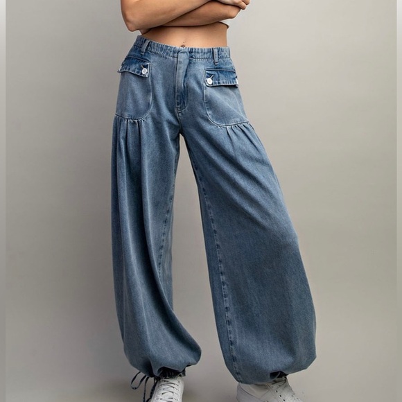 *LAST ONE* Denim Wide leg Cinch Pants - Picture 2 of 13